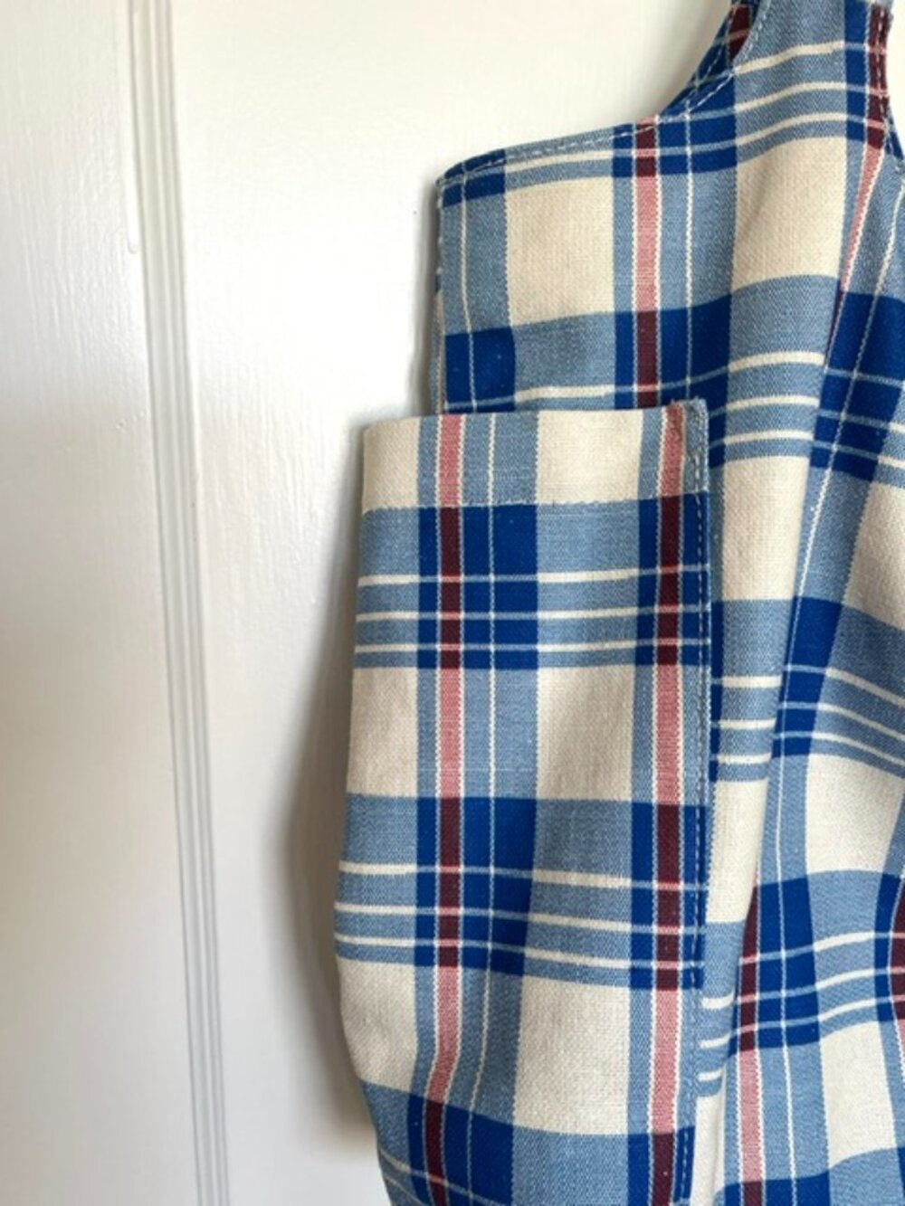 GAP Linen Cotton Tote Bag in Blue Madras Plaid - Picture 9 of 9